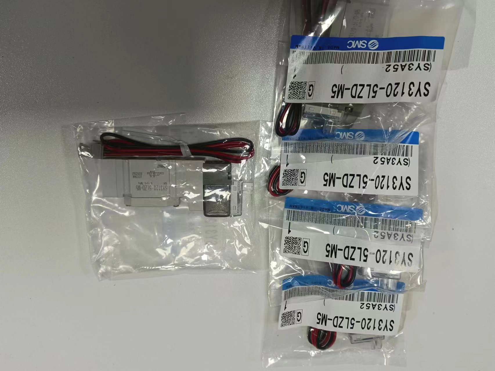 SMCSY5100系列 二位五通单电控电磁阀 SY5120-5LZD