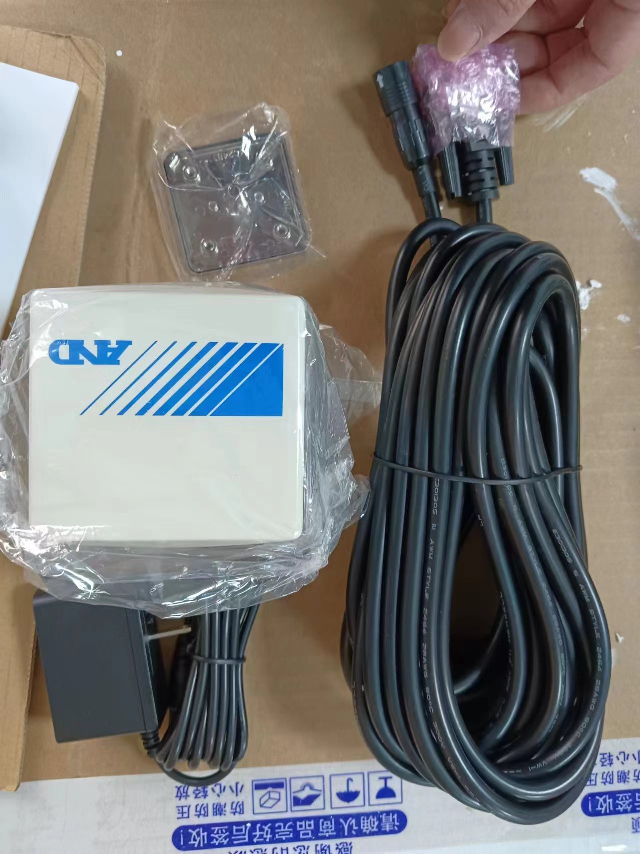 AND爱安德 高精度计量传感器 AD-4212C-300