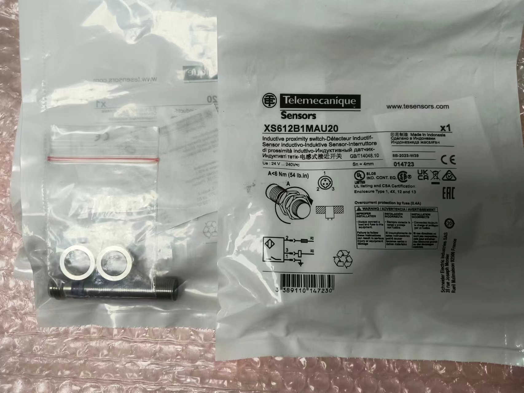 Telemecanique特勒美科 电感式接近开关 XS612B1MAU20