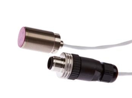 德国IPF感应式传感器IB186051