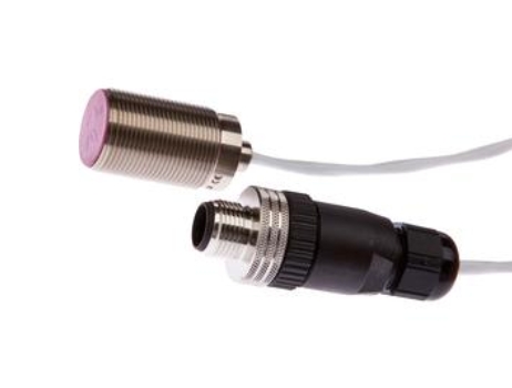 德国IPF感应式传感器IB186052