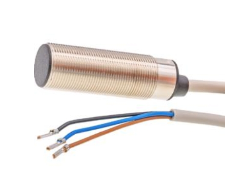 德国IPF感应式传感器IB18F004