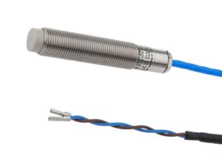 德国IPF感应式传感器IN12E227