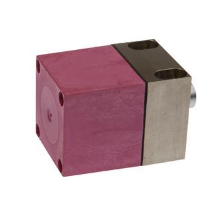 德国IPF感应式传感器IN40E174