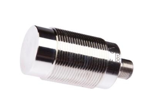 德国IPF感应式传感器IO300126