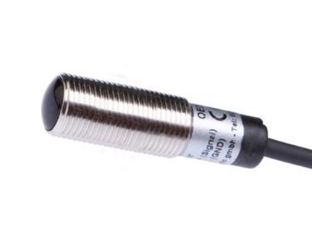 德国IPF高功率光电传感器OE126003