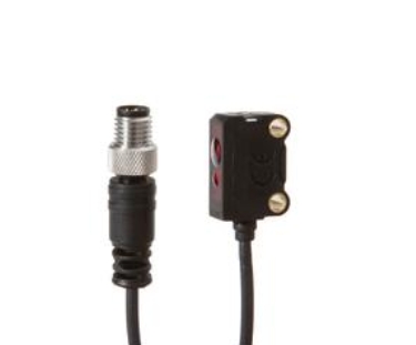 德国IPF光学传感器PRQ80376