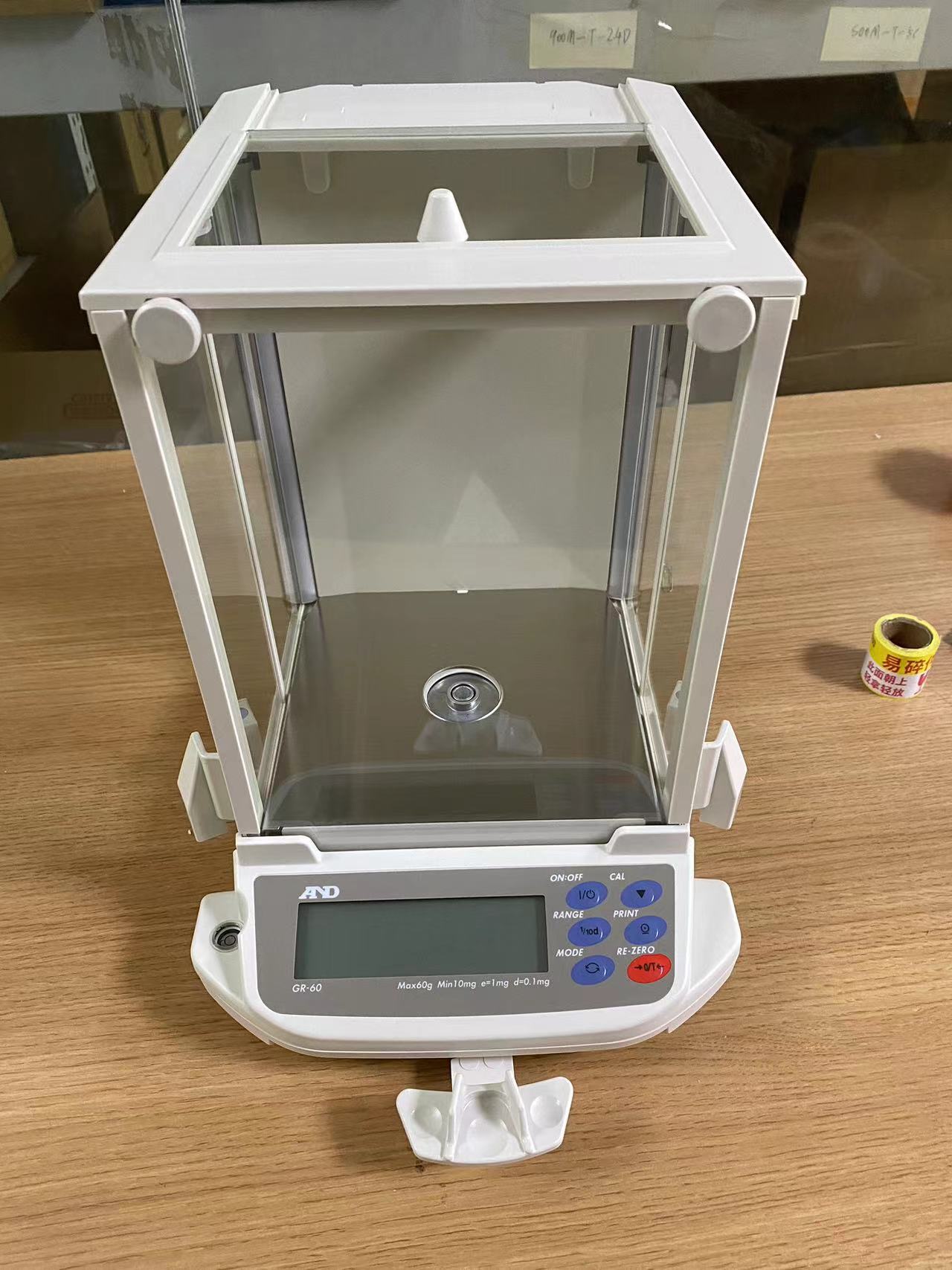 日本AND爱安得 内置砝码分析天平 GR-60 原装现货 【江崎】中部周生 (1).jpg