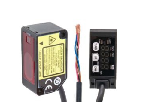 德国IPF激光传感器PT440303