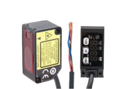 德国IPF激光传感器PT440300