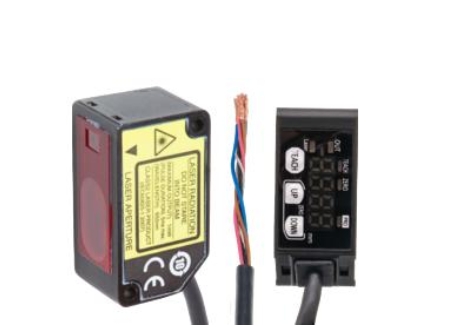 德国IPF激光传感器PT440304