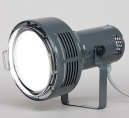 日本SERIC索莱克 防爆区域照明 SOLAX100-3ASS