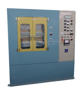 日本小平制造所 橡胶硫化压成型机