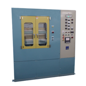 日本小平制造所 橡胶硫化压成型机